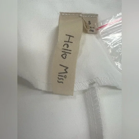 Hello Miss White Tuxedo Cape Romper NEW Size Small Boutique Style - Picture 4 of 14